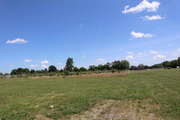 Waterford Drive-In Theatre - June 16 2022 Empty Lot